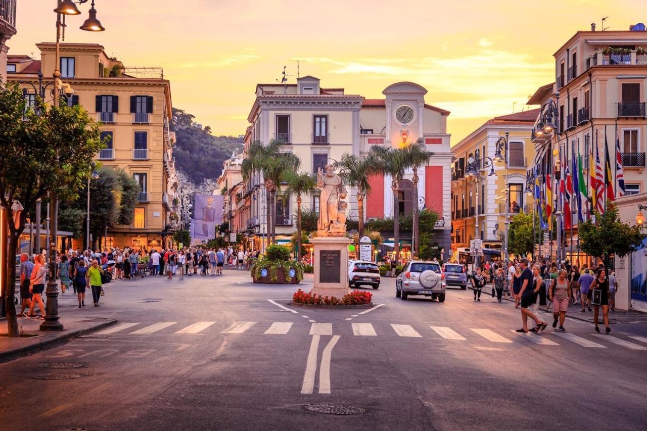 B&B Mamma Sorrento Holidays エクステリア 写真